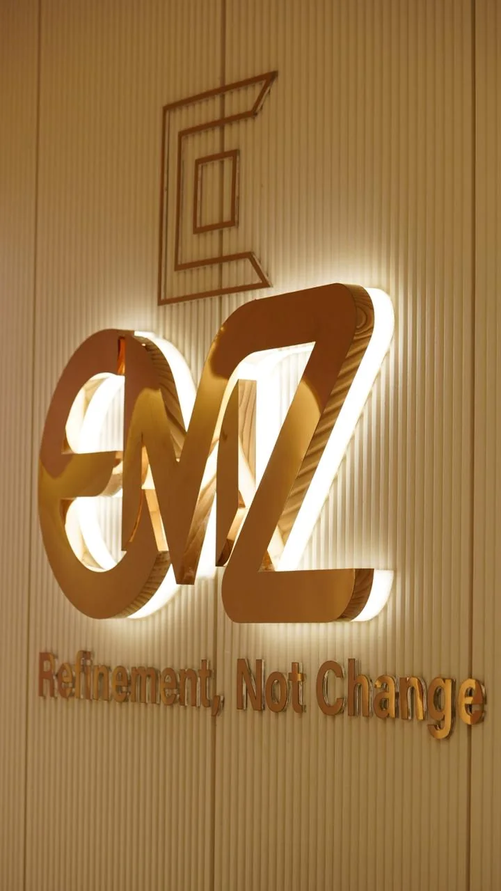 The illuminated EMZ welcome